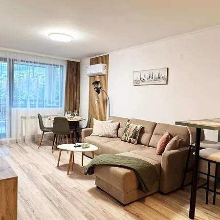 Alpine Glow - Panoramic View Near Gondola * Банско